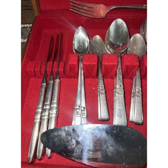 Vtg 1946 Oneida Community Morning Star Silver Plate Flatware Set 50 Pieces - Picture 4 of 16
